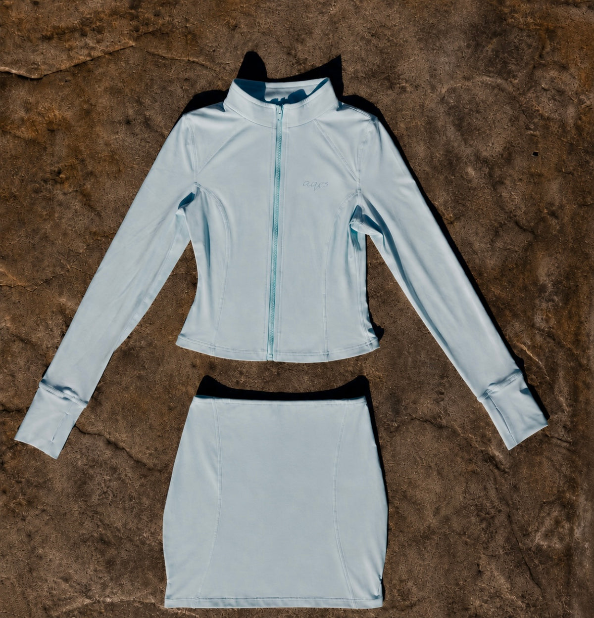 Lagoon 2 piece